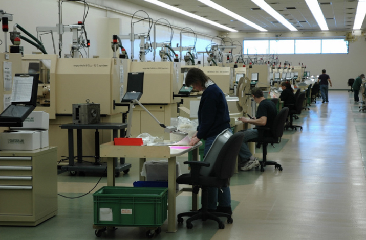 Plastikos Workers